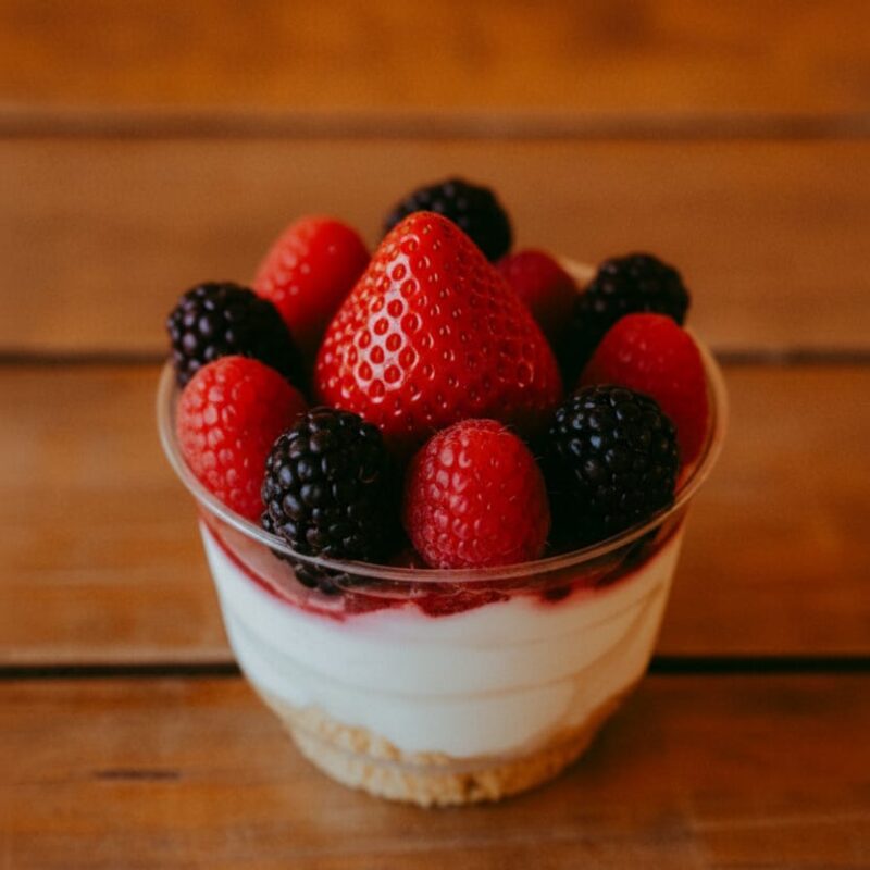 Cheesecake individual de frutos rojos