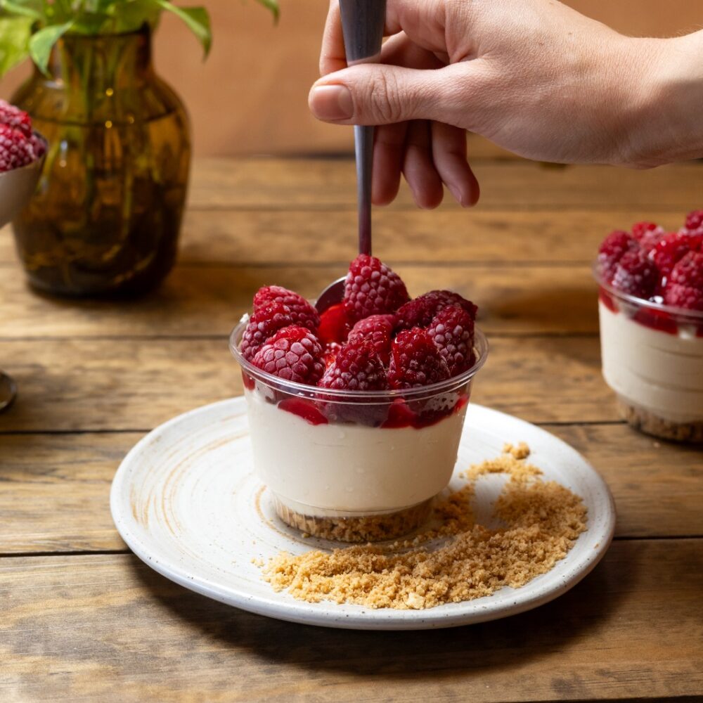 Cheesecake individual de frutos rojos