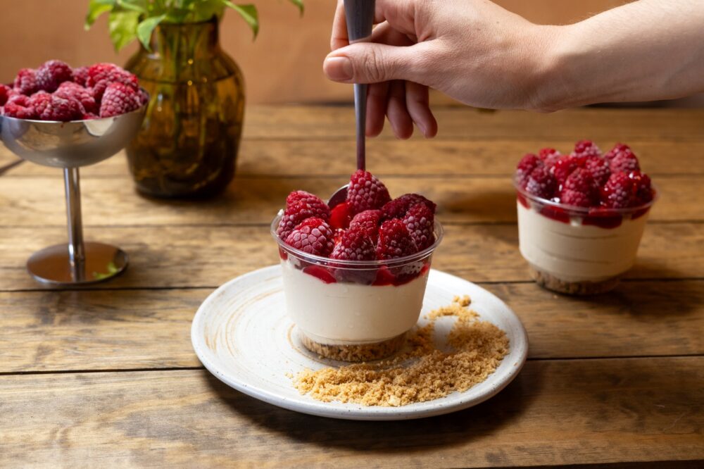 Cheesecake individual de frutos rojos
